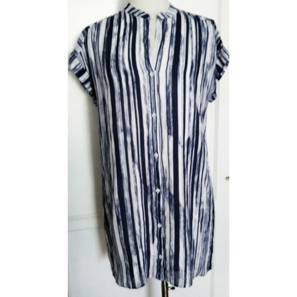 Chelsea & Violent striped button front shi…